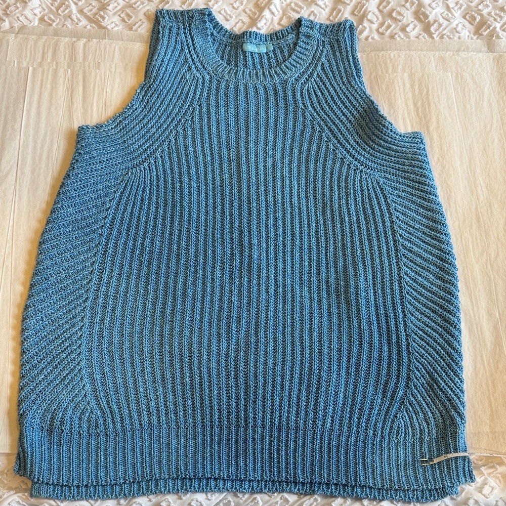 J McLaughlin Blue Sleeveless Knit Top